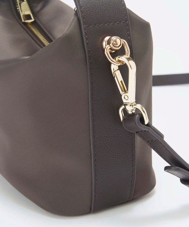 TOPKAPI 【TREASURE TOPKAPI】ナイロン レザーコンビ ハンドルオープン ミニ ショルダーバッグ チョコレート