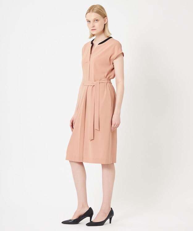 BEIGE， CINDY / Vネックワンピース D.Nude×Black