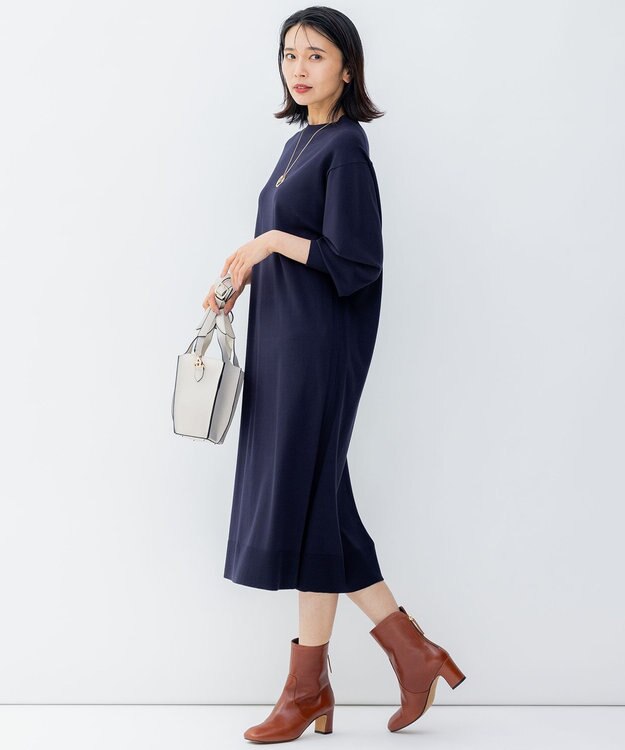 23区 【洗える】ヴィスコースストレッチ ストレート ニットワンピース ネイビー系