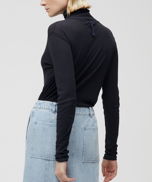 BEIGE， SORE / ハイネックカットソー Navy