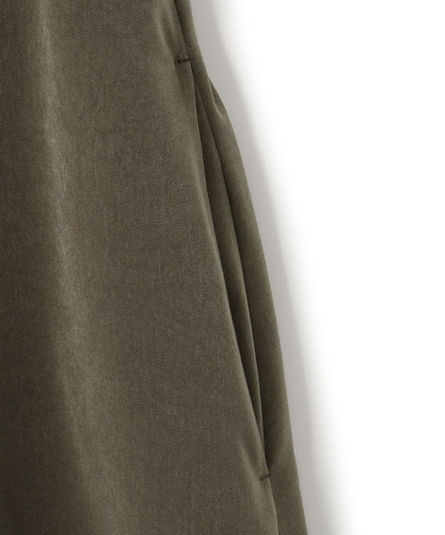 23区 【見上愛さん着用/洗える】スエーディーサテン キャミソール ワンピース カーキ系