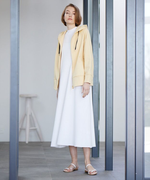 BEIGE， COSMOS/ワンピース White