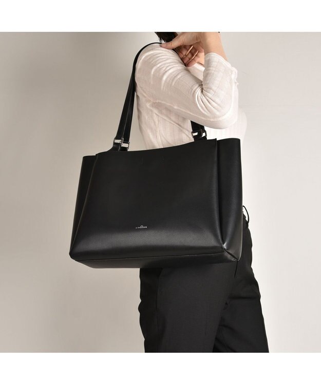 LA BAGAGERIE 【ドラマ衣装提供商品】シンプルA4トートバッグ ブラック