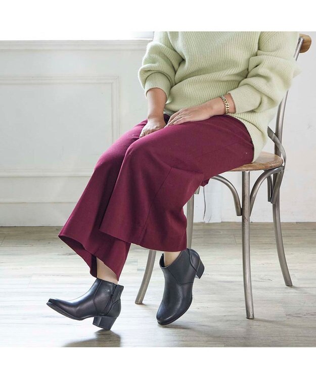 ing <ing>ラウンドショートブーツ ブラック