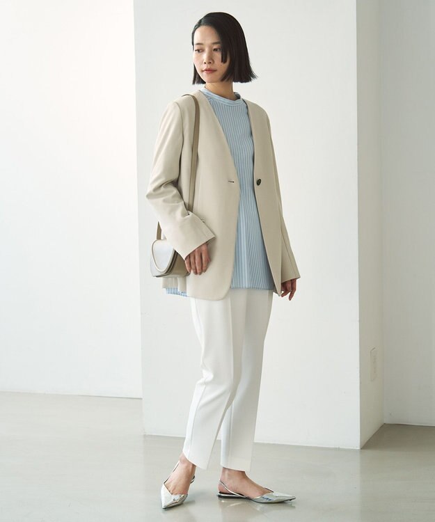 UNFILO BEAUTY MOVE ボタン付き ノーカラージャケット アイボリー