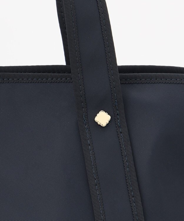 TOCCA AVENUE ナイロンバッグ ネイビー系