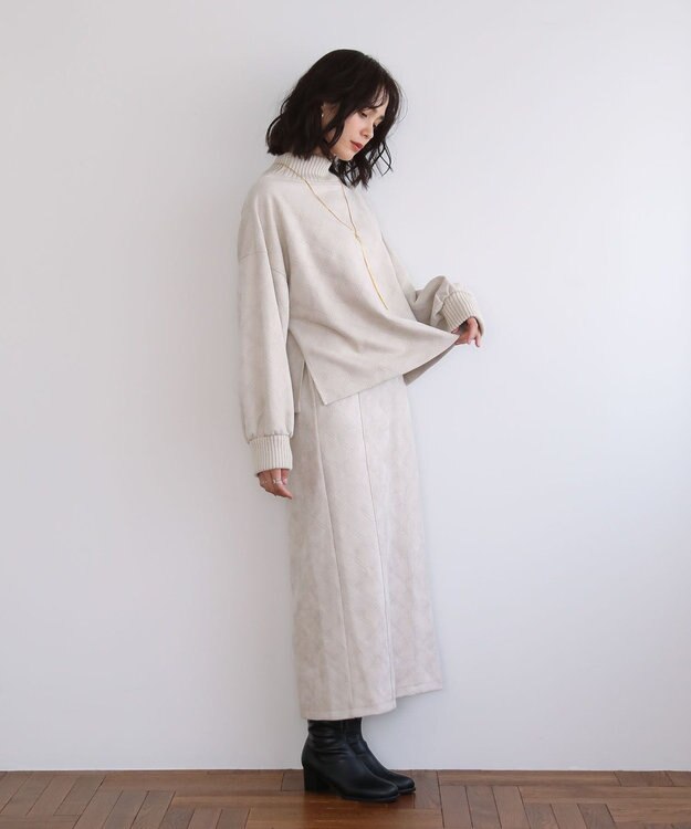 Green Parks ・ＥＬＥＮＣＡＲＥ　ＤＵＥ　エンボスプルオーバー Ivory