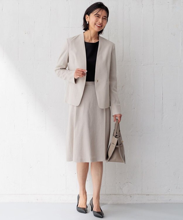 23区 【洗える/セットアップ対応】アイアスマットストレッチ ノーカラー ジャケット ベージュ系