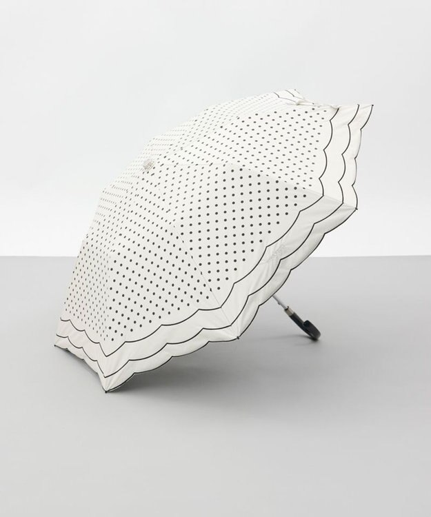 AURORA 【 NINA RICCI（ニナリッチ）】水玉プリント＆ビックスカラップ刺しゅう（折りたたみ傘） クリーム