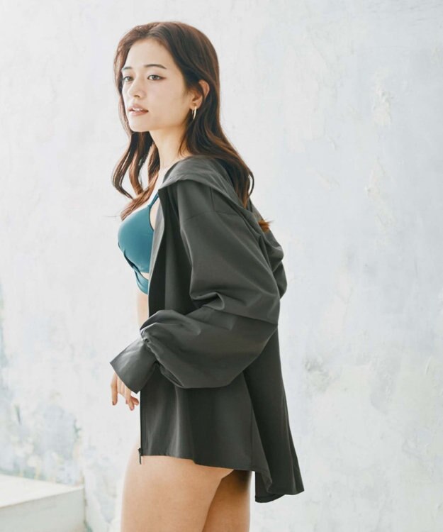 San-ai Resort（三愛水着楽園） 【UPF50+UVカット率最高指数】水陸両用指穴付き　ゆるっと着れるふんわりシルエットパーカーM・L【Big Apple's（ビッグアップルズ）】 チャコール