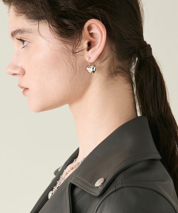 GRACE CONTINENTAL モチーフハートピアス シルバー