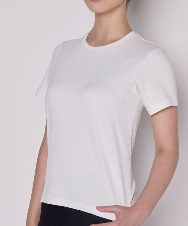 WACOAL 【一般医療機器】 リカバリーウェア 【＆RECOVERY】 ブラトップ カップ付きTシャツ 疲労回復 血行促進 筋肉のコリ改善 上向きのバストライン 3分袖 半袖 レディース CKC710 /ワコール ホワイト