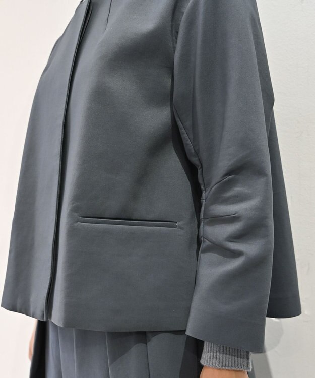 muuc トリプルクロス ノーカラージャケット｜軽くてふっくらした三重織り生地・セットアップ可能 グレー