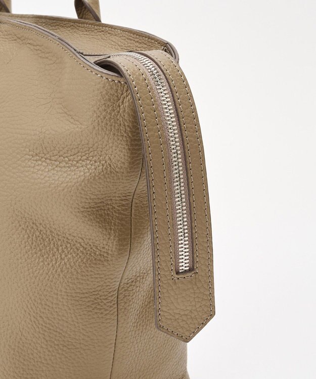 IACUCCI アミーカ CERVO サンドベージュ