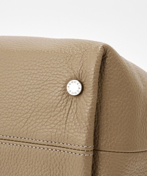 IACUCCI アミーカ CERVO サンドベージュ