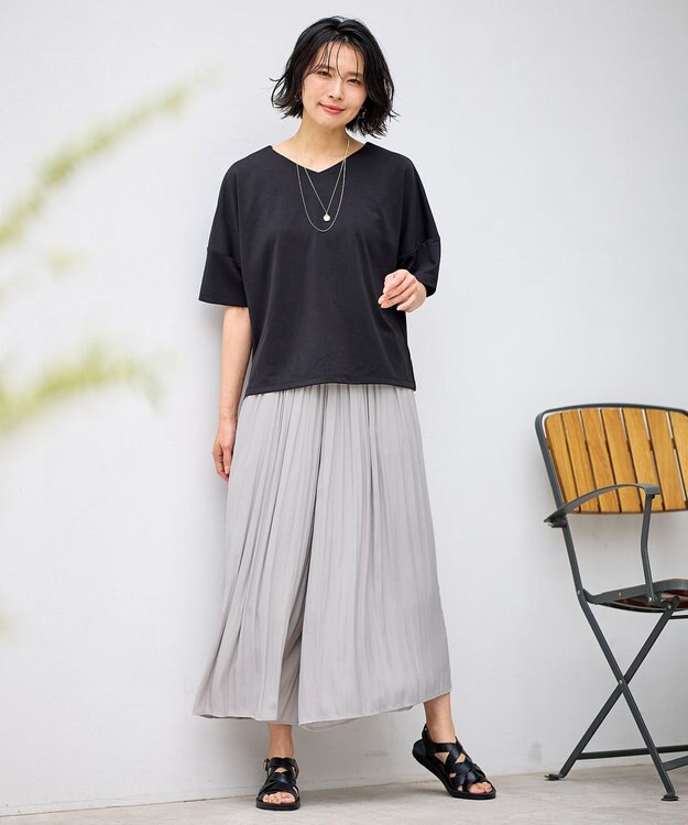 ANY ドライポンチVネックプルオーバー ブラック