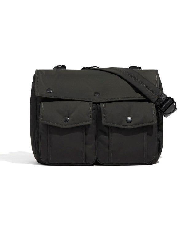 ACE BAGS & LUGGAGE UNTRACK CITY/DS ショルダーバッグ  13.3インチPCPC収納 850g 60399 アントラック ブラック