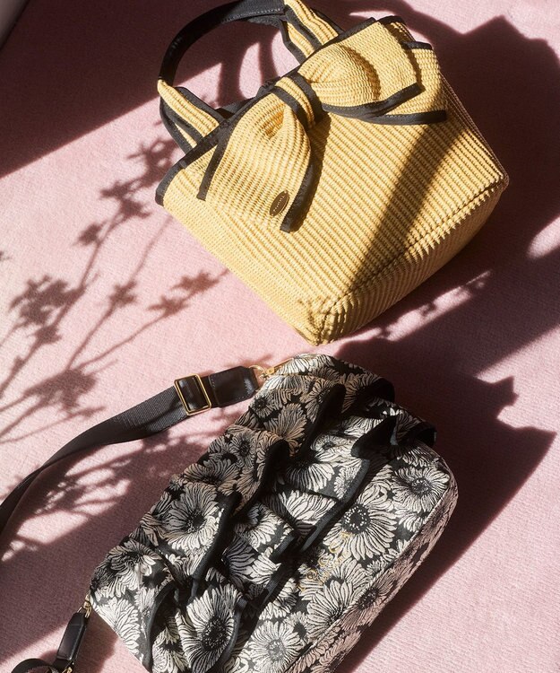 TOCCA 【美人百花掲載】【新色登場】FRILL POCHETTE ポシェット ブラック系1