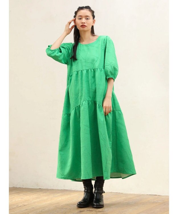 Green Parks ■ＥＳＣＡＲ　エンボスティアードワンピース Green