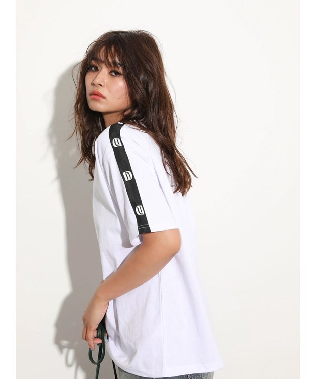 Green Parks ＥＧＯＩＳＴ　袖ロゴラインプルオーバー Off White