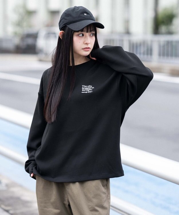 WEGO 【ユニセックス着用ITEM/MLサイズ展開】ガールプリントT（LS） ブラック