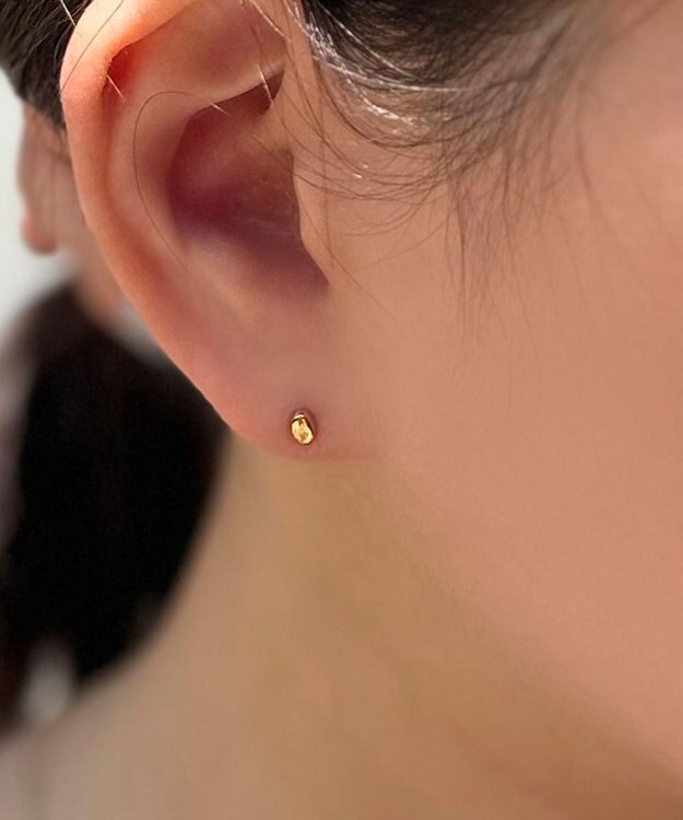 Phoebe 【金属アレルギー対応】メタルビーンズピアス(片耳)　ゴールド/サージカルステンレス ゴールド