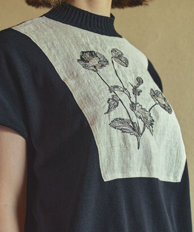 muuc ポピー刺繍フレンチスリーブプルオーバー〈日本製・高級綿100%の光沢と柔らかさ〉〈繊細な花刺繍〉〈大人の夏ニット〉〈ゆったりフリーサイズ〉 ブラック