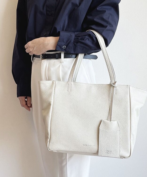 Hekhèr Le Style de Vie 【日本製 / A4サイズ対応/セレモニーにも】シュリンクレザー トートバッグ ホワイト