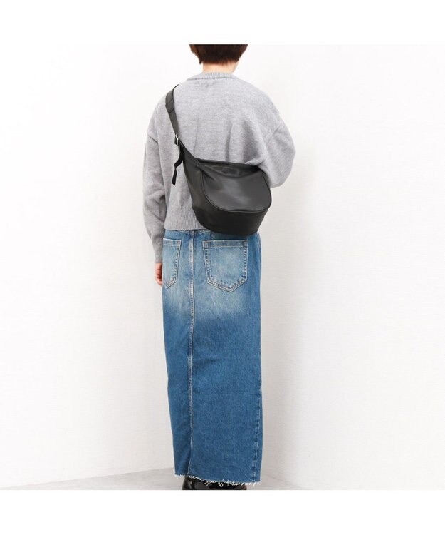 UNBILLION カシュカシュ cachecache / レザータッチソフトショルダーバッグ ブラック