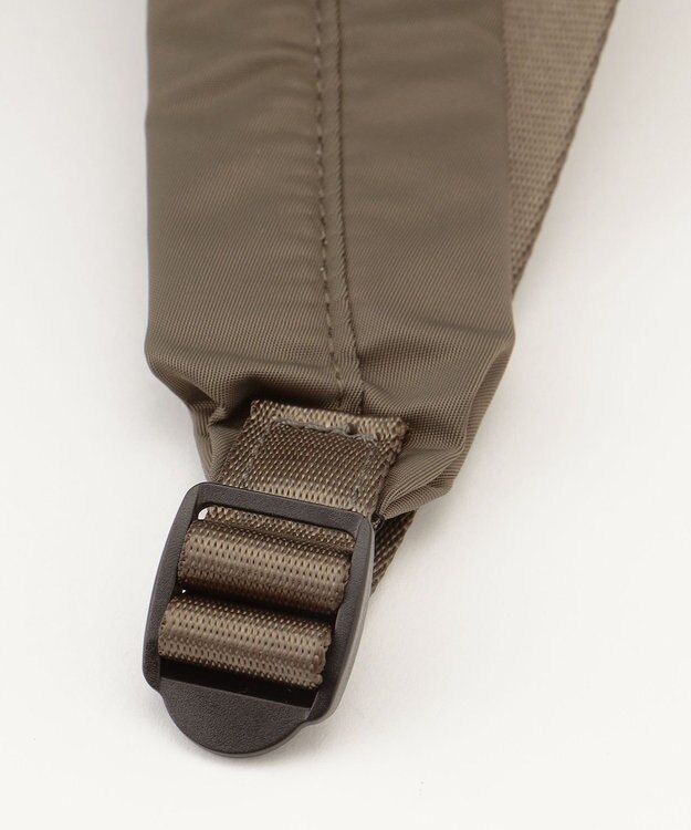 Y'SACCS 【Y’SACCS vous et】サイドジップデイパック カーキ