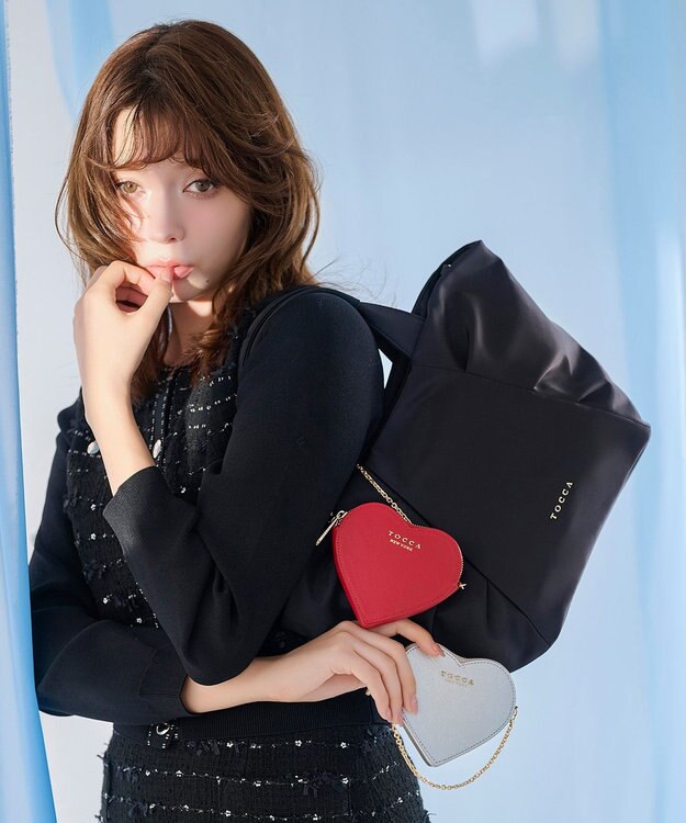 TOCCA 【八木アリサさん着用】WISH IN HEART CHARM POUCH チャームポーチ レッド系