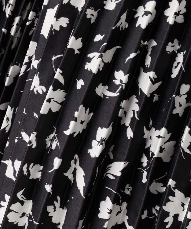 UNFILO プリーツスカート モノトーンプリント