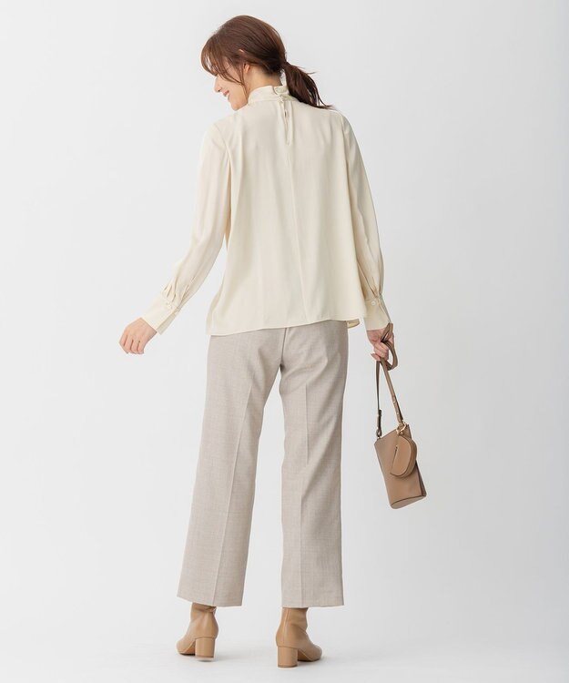 自由区 L 【洗える/UVケア/吸放湿性】シルクストレッチ ハイネックブラウス ベージュ系