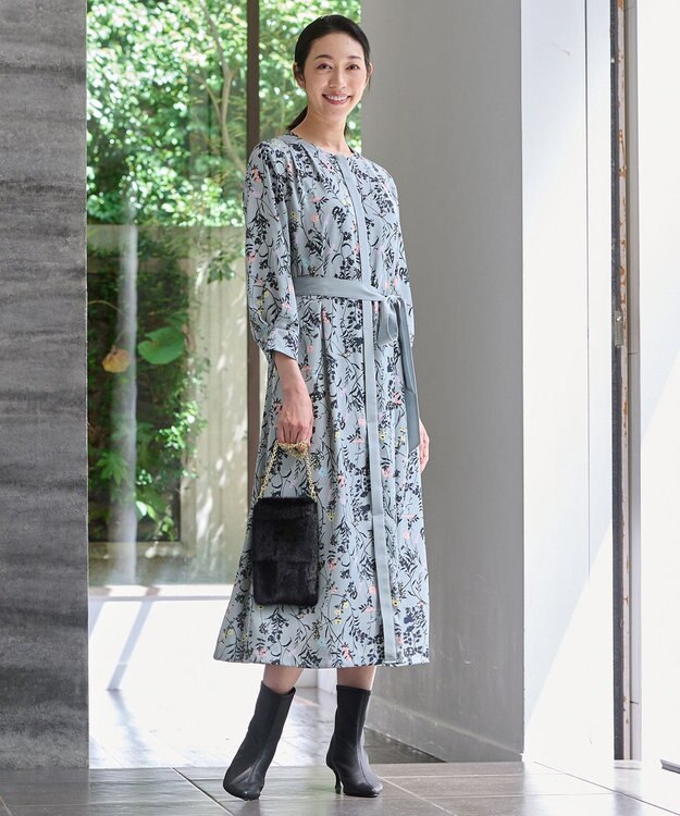 自由区 S 【WEB&一部店舗限定】ハーバルフロープリント8分袖 ワンピース グレイッシュミントベース