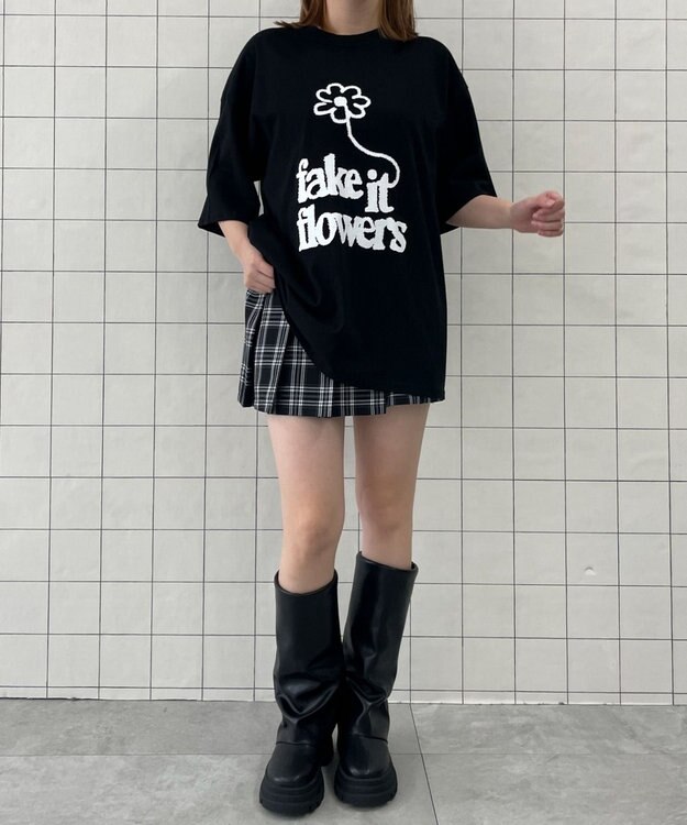 WEGO fake　it　flowersビッグT ブラック