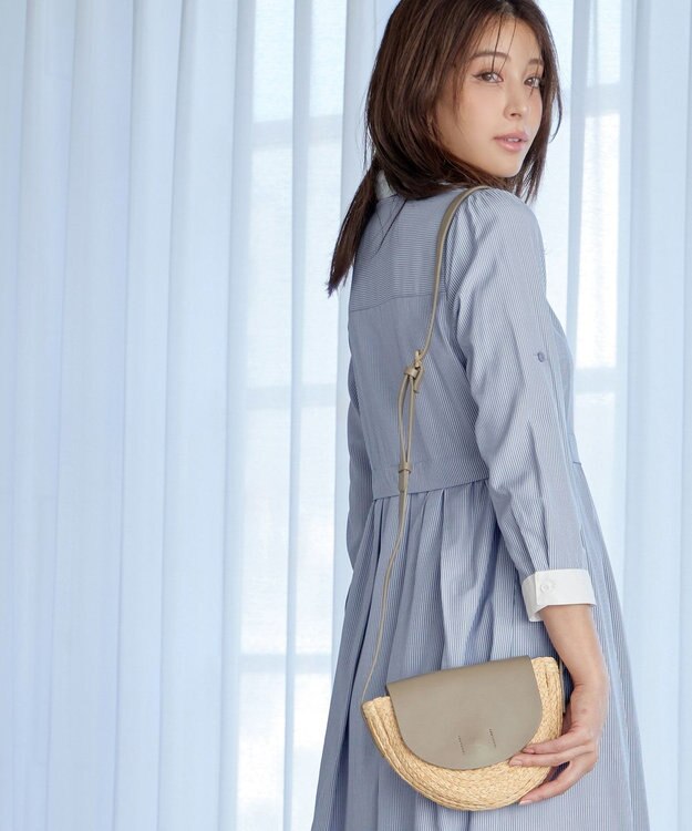 Tiaclasse L 【洗える】パール釦フレアシャツワンピース グレーストライプ