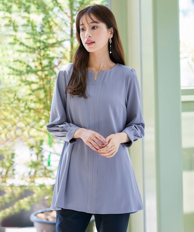 Tiaclasse 【洗える】キーネックバックフレアチュニックブラウス サックス