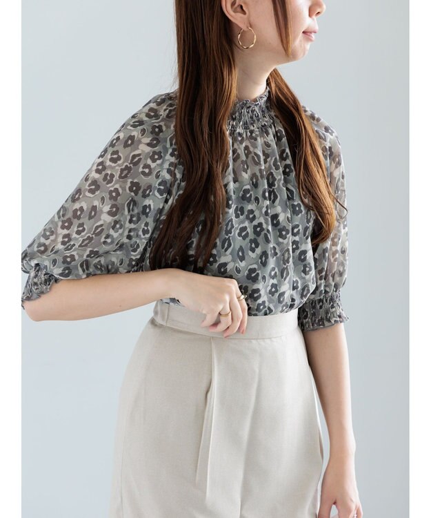 Te chichi パターンアソートシャーリングブラウス チャコールグレー