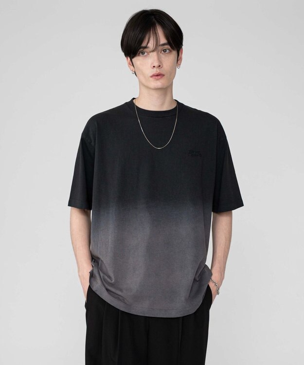 WEGO 【ユニセックス着用ITEM/MLサイズ展開】グラデーションワンポイントT（SS） ブラックその他