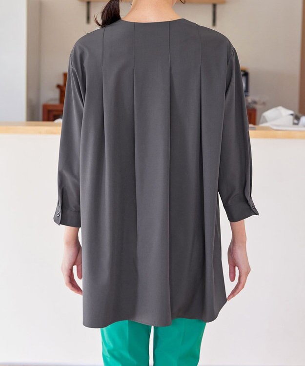 Tiaclasse L 【洗える】ストレッチタフタタックチュニックブラウス チャコールグレー