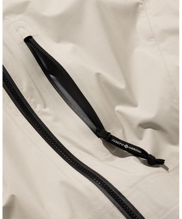 JOSEPH ABBOUD MOUNTAIN 【軽量/撥水/防風/透湿防水素材/JAPANファブリック/男女兼用】　　マウンテンシェルパーカーコート アイボリー系