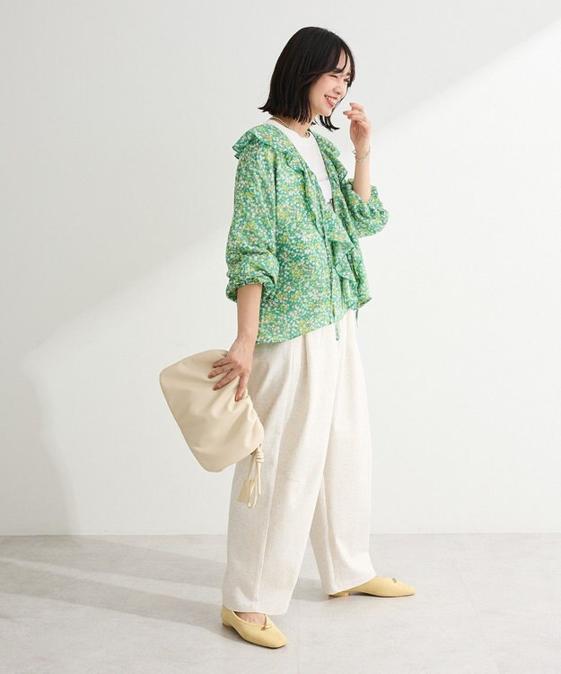 Green Parks 花柄フリルブラウス Green