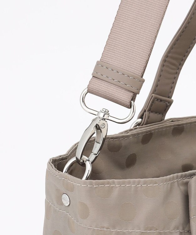 Y'SACCS ドットジャガードポーチ付きトートバッグ ライトグレー