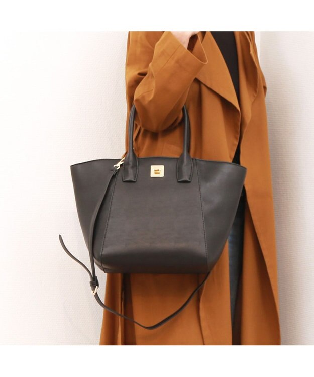 UNBILLION 【テレビ ドラマ着用アイテム】カシュカシュ cachecache / A4ヒネリ飾り金具2wayトートバッグ ブラック