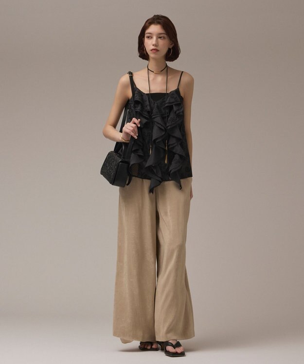 GRACE CONTINENTAL エンブロイダリーキャミブラウス ブラック