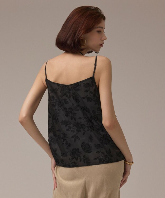 GRACE CONTINENTAL エンブロイダリーキャミブラウス ブラック