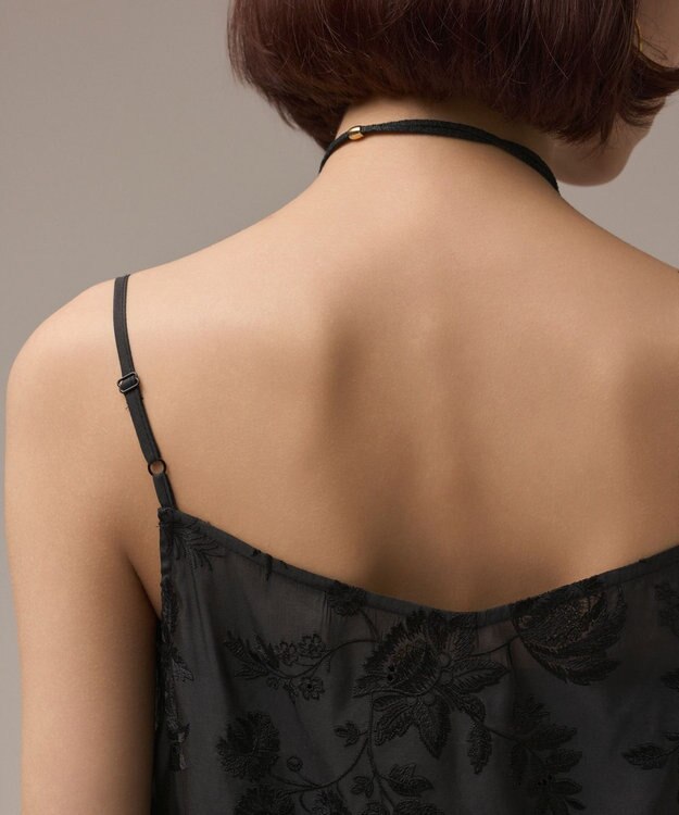 GRACE CONTINENTAL エンブロイダリーキャミブラウス ブラック