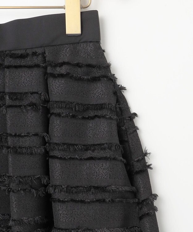 組曲 【WEB限定】ボーダーカットジャカード フレアスカート ブラック系