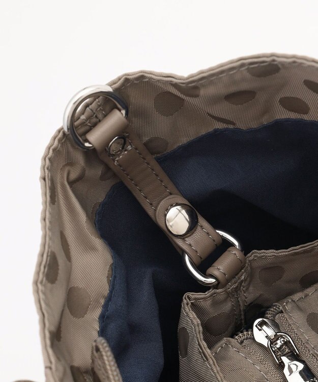 Y'SACCS ドットジャガードポーチ付きトートバッグ ライトグレー