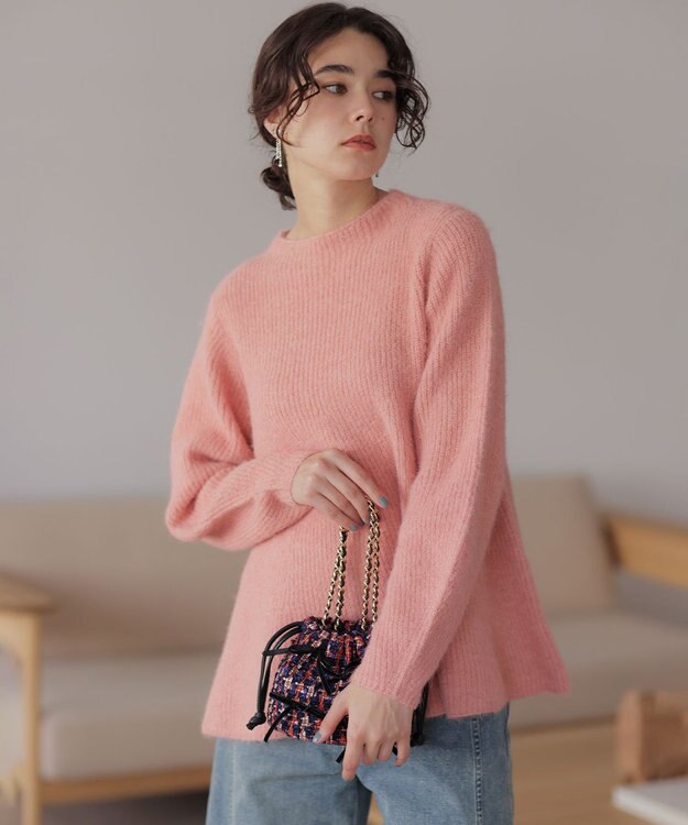 組曲 L へアリーヤーン フレア ニット アプリコットピンク系